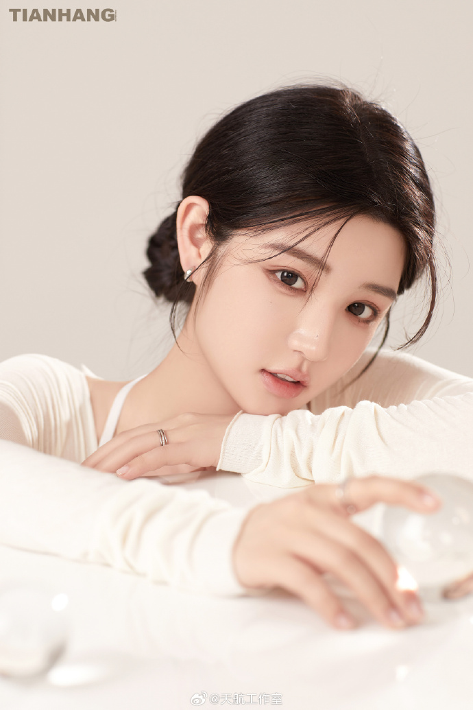 李茶的姑妈 封面